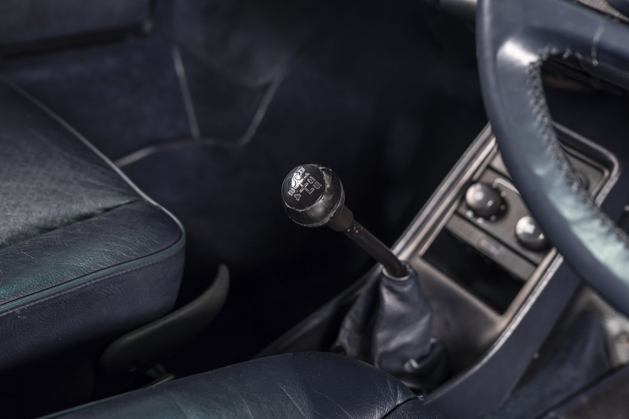 Porsche 911 Carrera Cabriolet