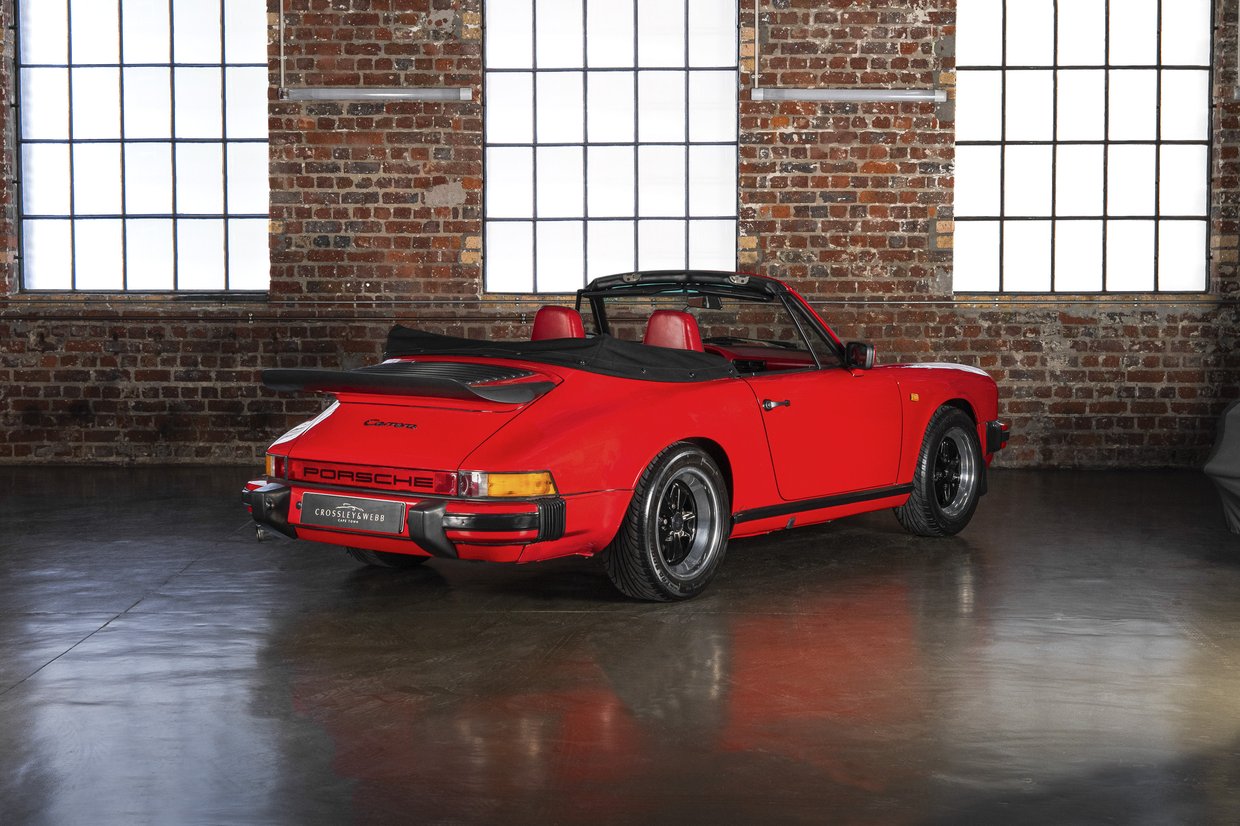 Porsche 911 Carrera Cabriolet