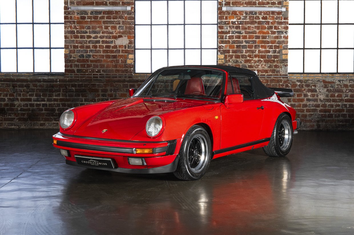 Porsche 911 Carrera Cabriolet