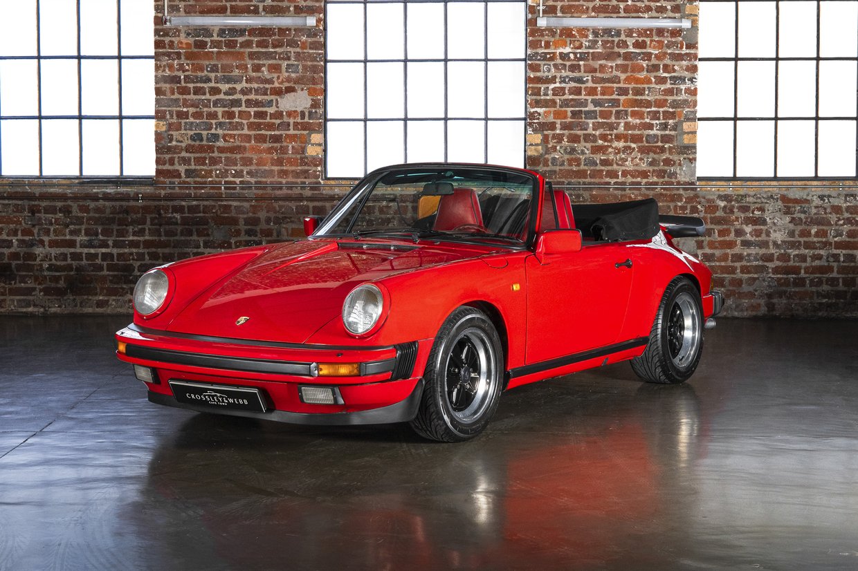 Porsche 911 Carrera Cabriolet