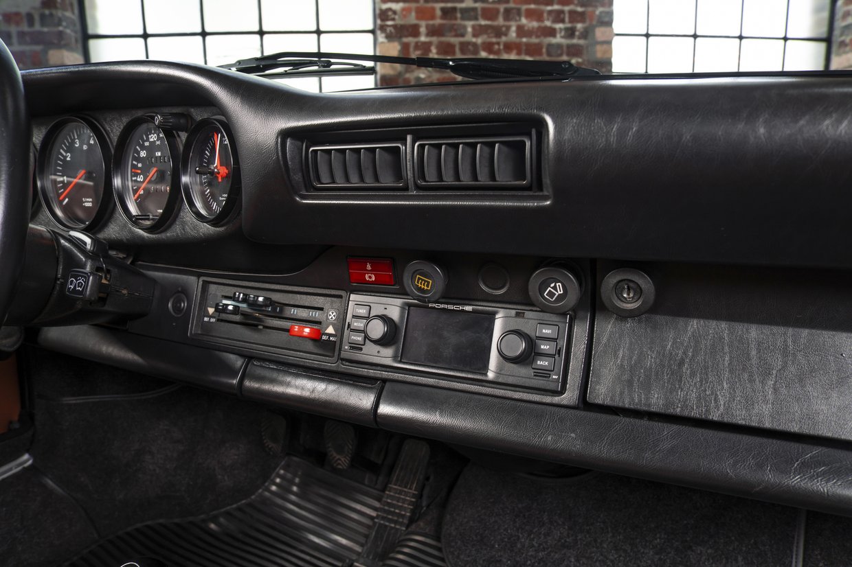 Porsche 911 SC Targa