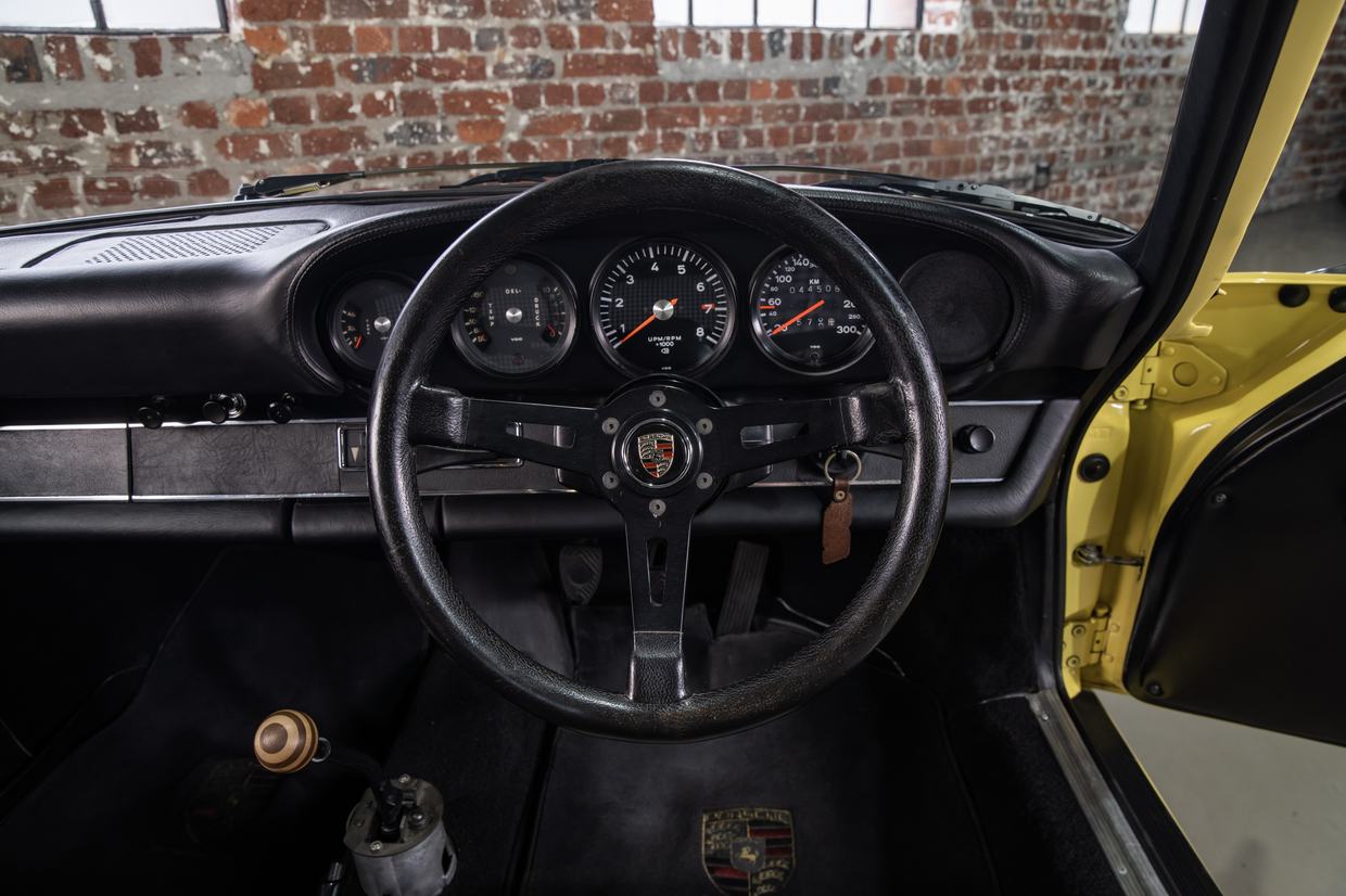 Porsche 911 T