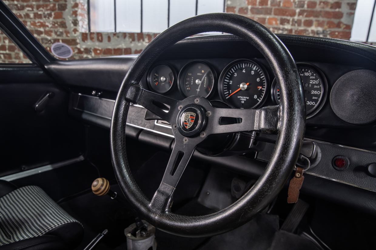 Porsche 911 T
