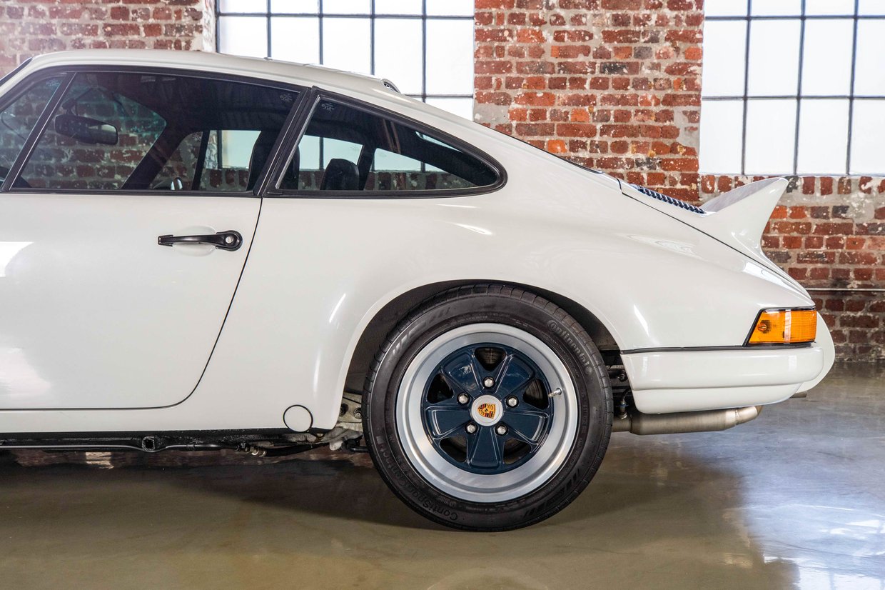 Porsche 911 "Outlaw" RS
