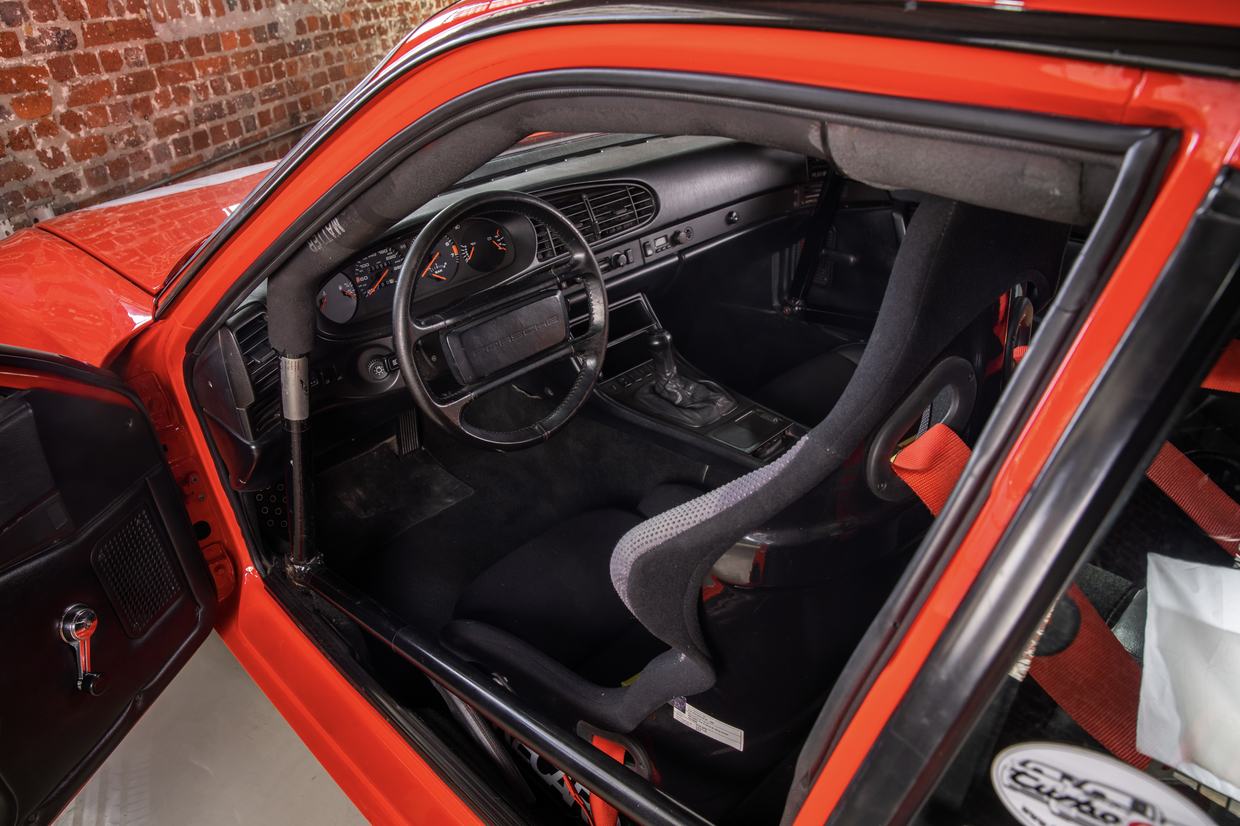 Porsche 944 Turbo Cup