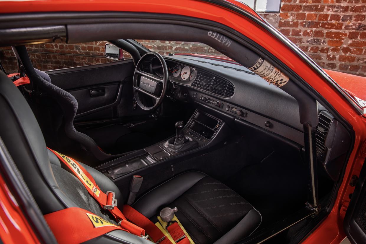 Porsche 944 Turbo Cup