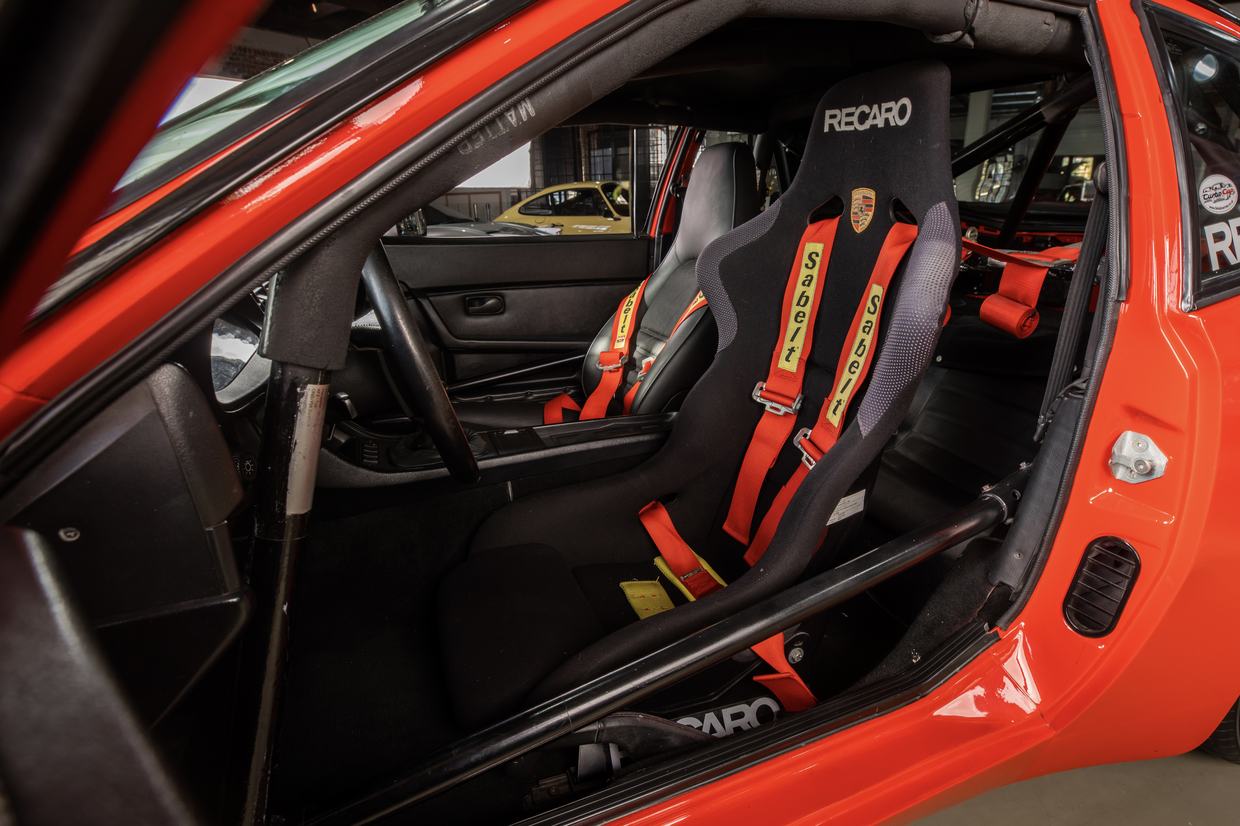 Porsche 944 Turbo Cup