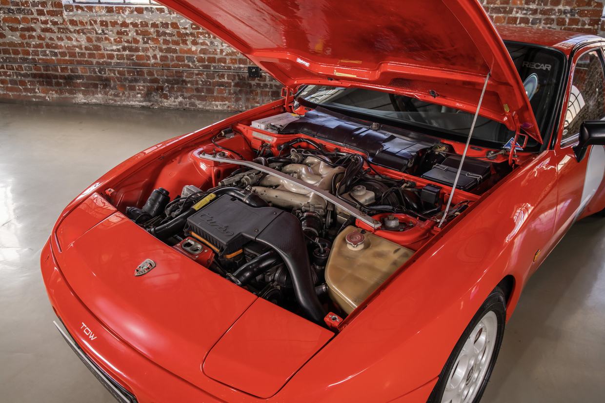 Porsche 944 Turbo Cup