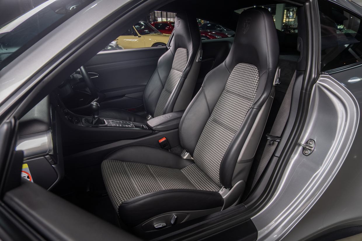 Porsche 991.2 GT3 Touring